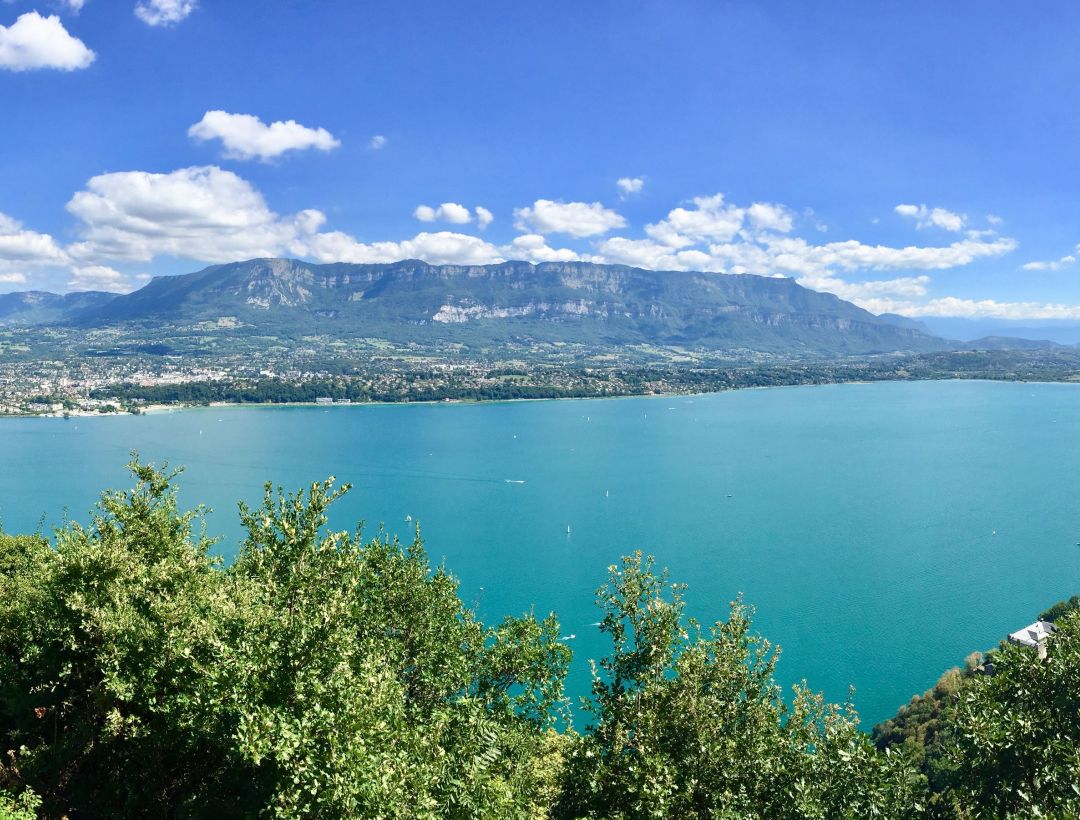 Aix Les Bains - Destination Bien-être en Savoie - Lac du Bourget